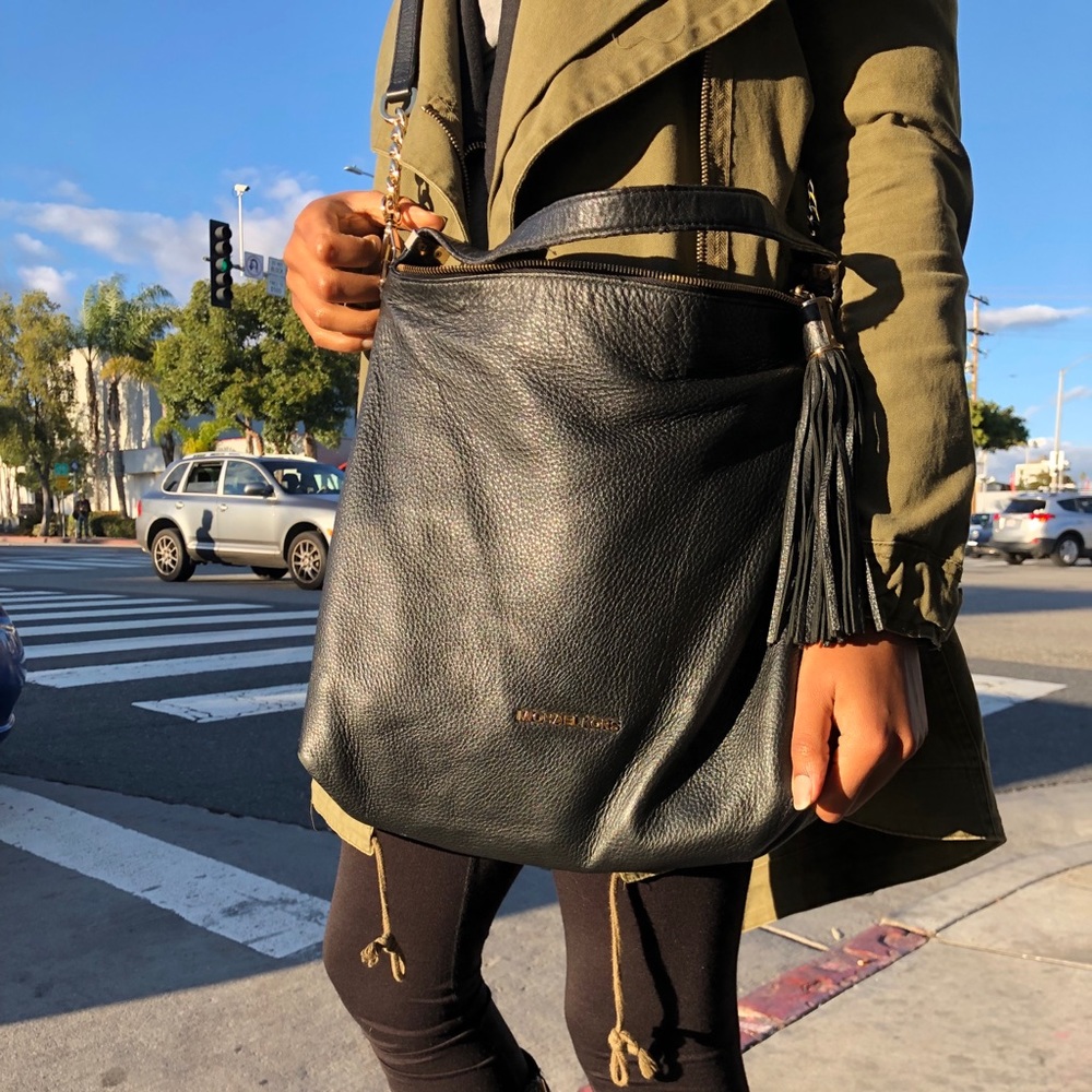 Michael Kors Black Leather Cross-body Shoulder bag